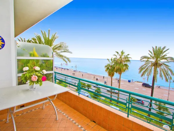 3 Pièces vue mer proche Meridien - Promenade des Anglais