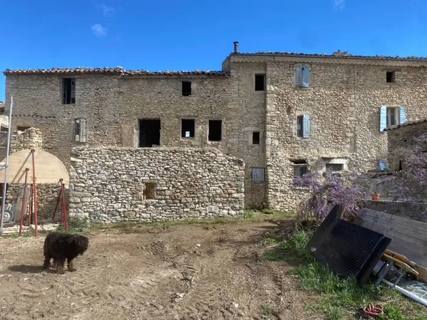 Vends Hameau Ruine Halpes de Haute Provence