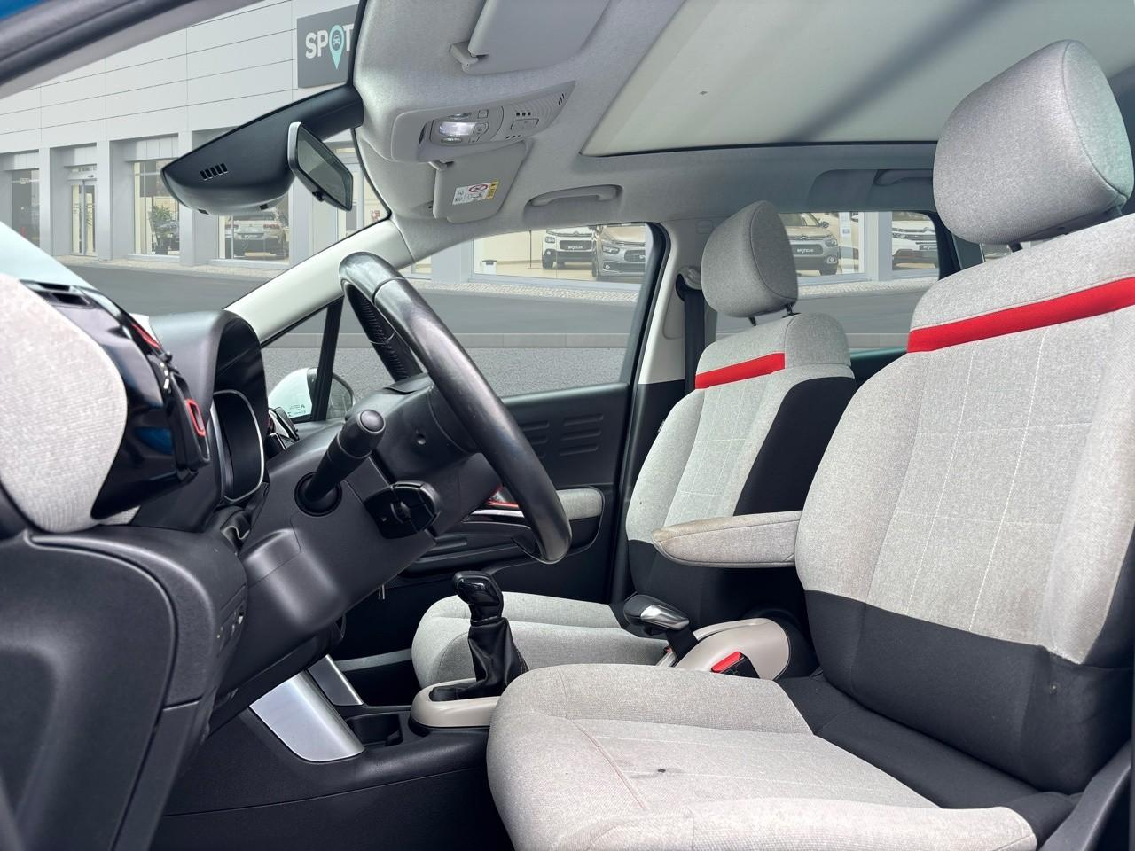 Citroën C3 Aircross puretech 110ch s&s shine e6.d-temp — photo 9