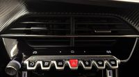 Peugeot 2008 1.2 100ch S&S Allure — photo 26