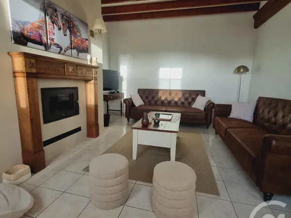 Maison 6 pièces 117 m²
