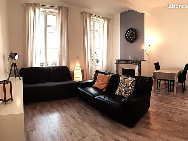 Grand T2 meublé - 53m² - au coeur de la rue Ste Catherine