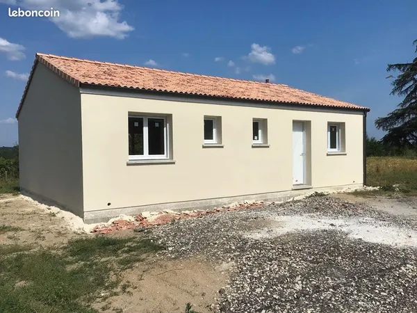 Propriété 4 pièces 90 m²