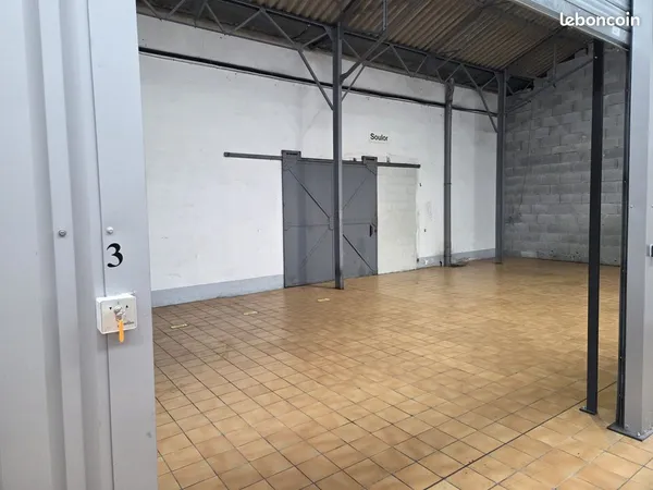 Box/Garage a louer