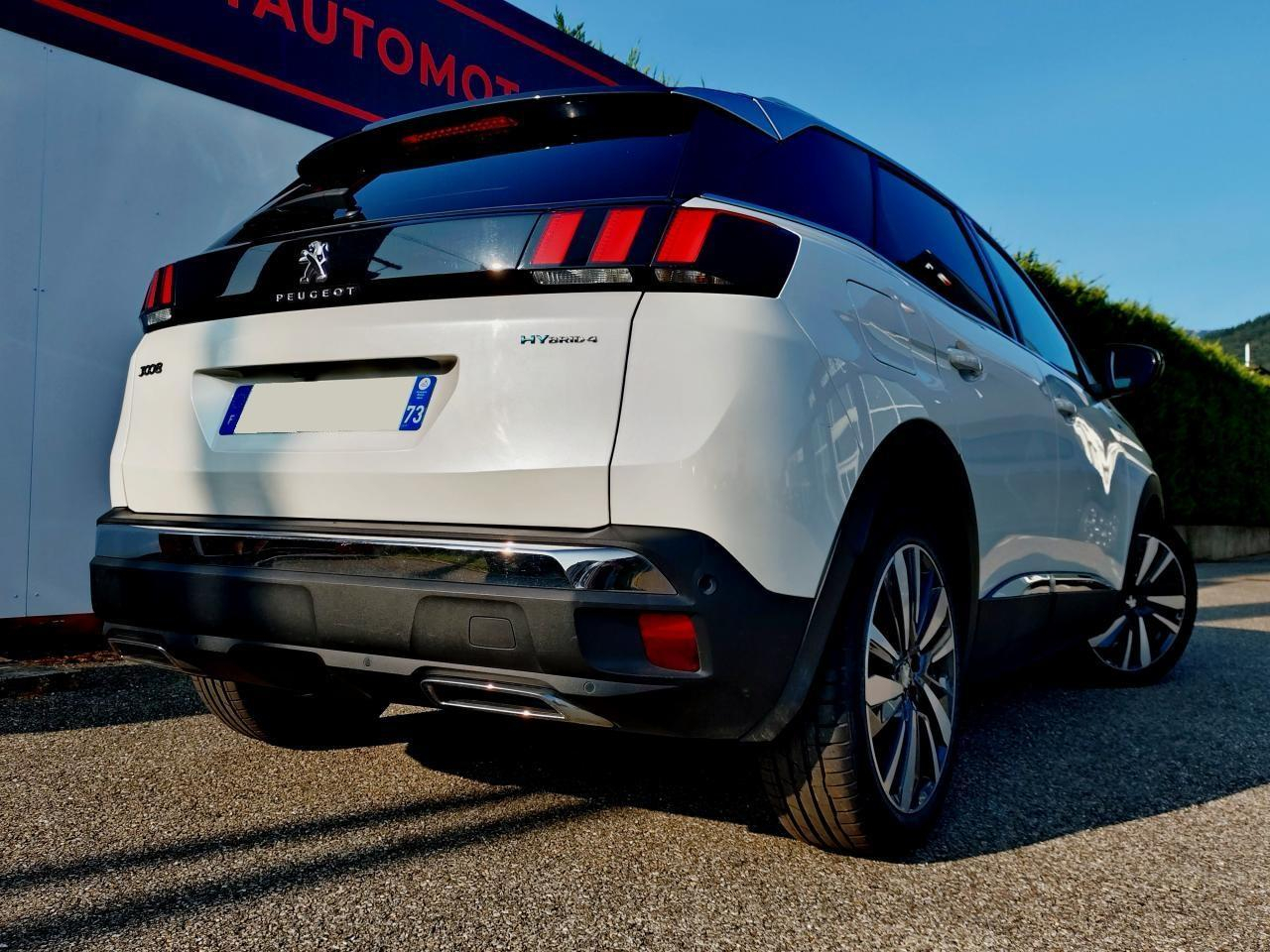 Peugeot 3008 hybrid4 300 e-eat8 gt line — photo 2