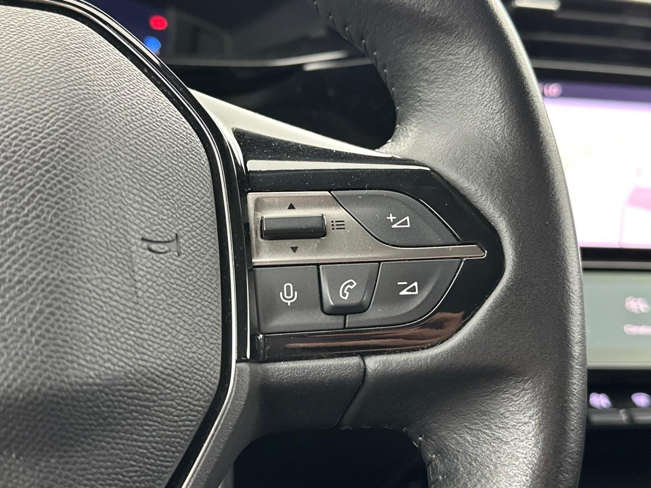 Peugeot 308 bluehdi 130ch s&s eat8 allure pack — photo 19