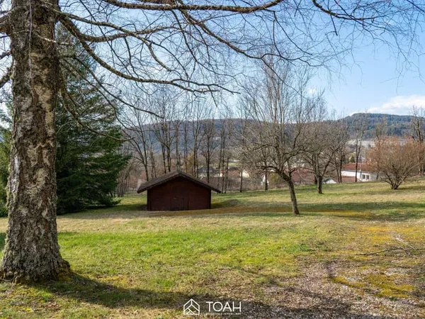 Terrain 223 m²