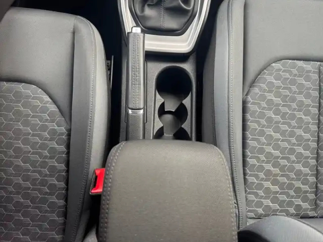 Audi A1 sportback 25 tfsi 95 ch bvm5 — photo 19