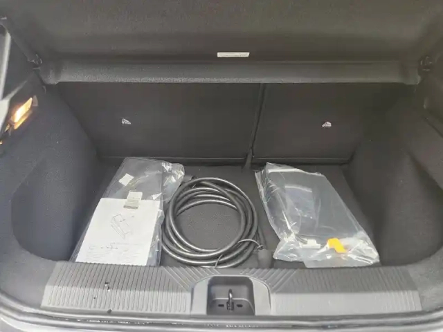 Renault 5 renault  e-tech electrique 10 ch autonomie confort — photo 9