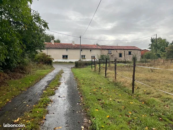Propriété équestre - Maison 3 chambres, 4 ha, écuries et accès direct à la forêt