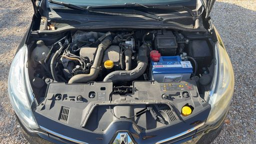 Renault Clio Estate 1.5 dCi 90 Energy - Business – 2016 – 137700 km – Diesel – Boîte Manuelle — photo 21