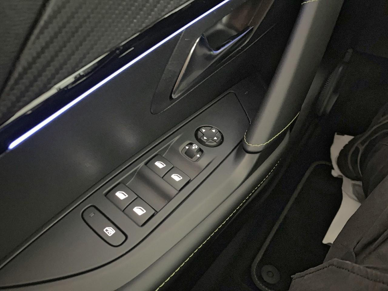 Peugeot 208 hybrid 145 ch e-dcs6 gt — photo 20