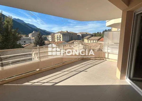 Appartement 3 pièces 74 m²