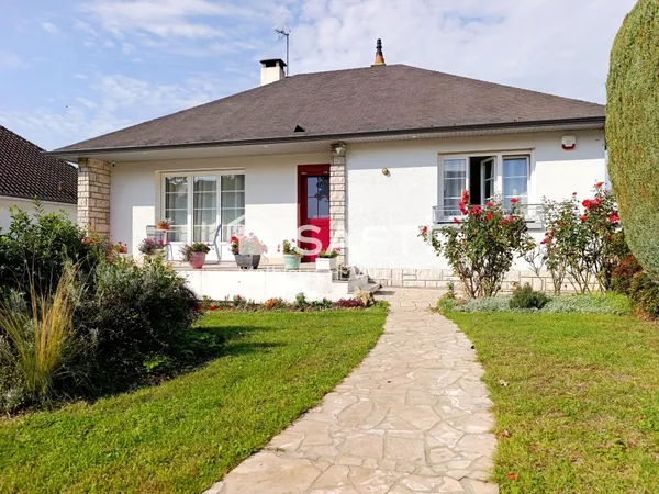 Plain-pied, terrain 1 353 m² et potentiel
