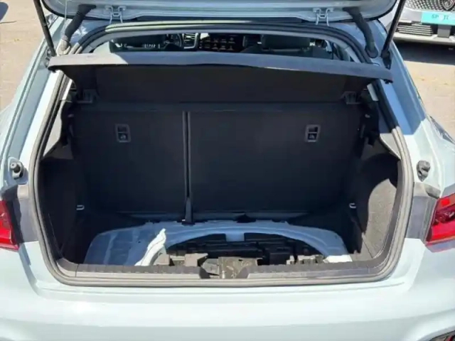 Audi A1 allstreet 30 tfsi 110ch advanced s tronic 7 — photo 6