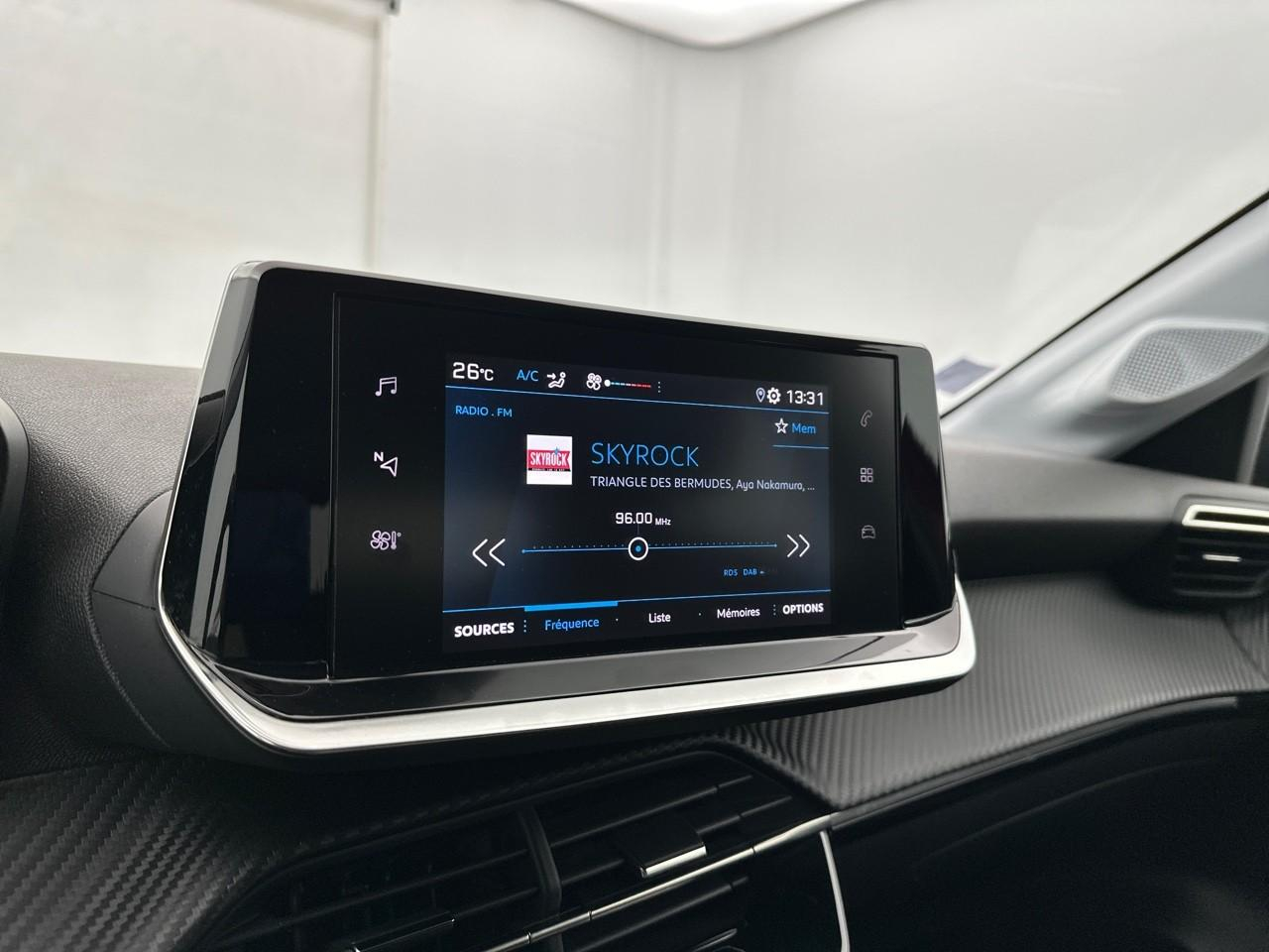 Peugeot 208 puretech 75 s&s bvm5 style — photo 22