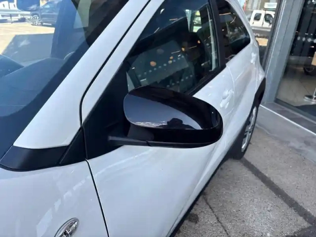 Toyota Aygo X 1.0 vvt-i 72ch dynamic my24 — photo 10
