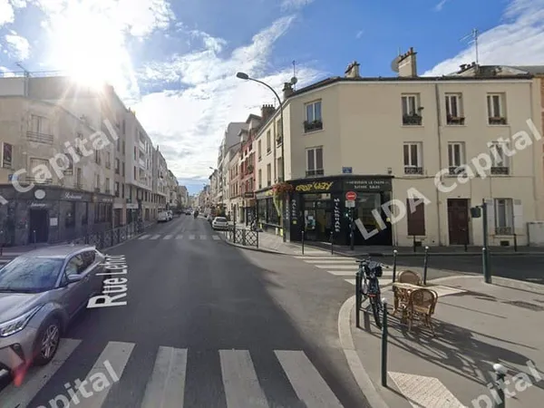 Boutique 100 m²