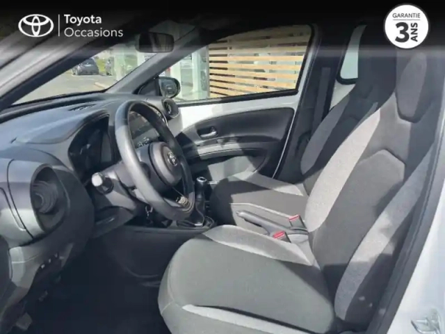 Toyota Aygo X 1.0 vvt-i 72ch dynamic my24 — photo 11