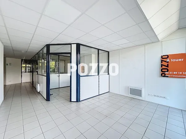 Local 2 pièces 107 m²