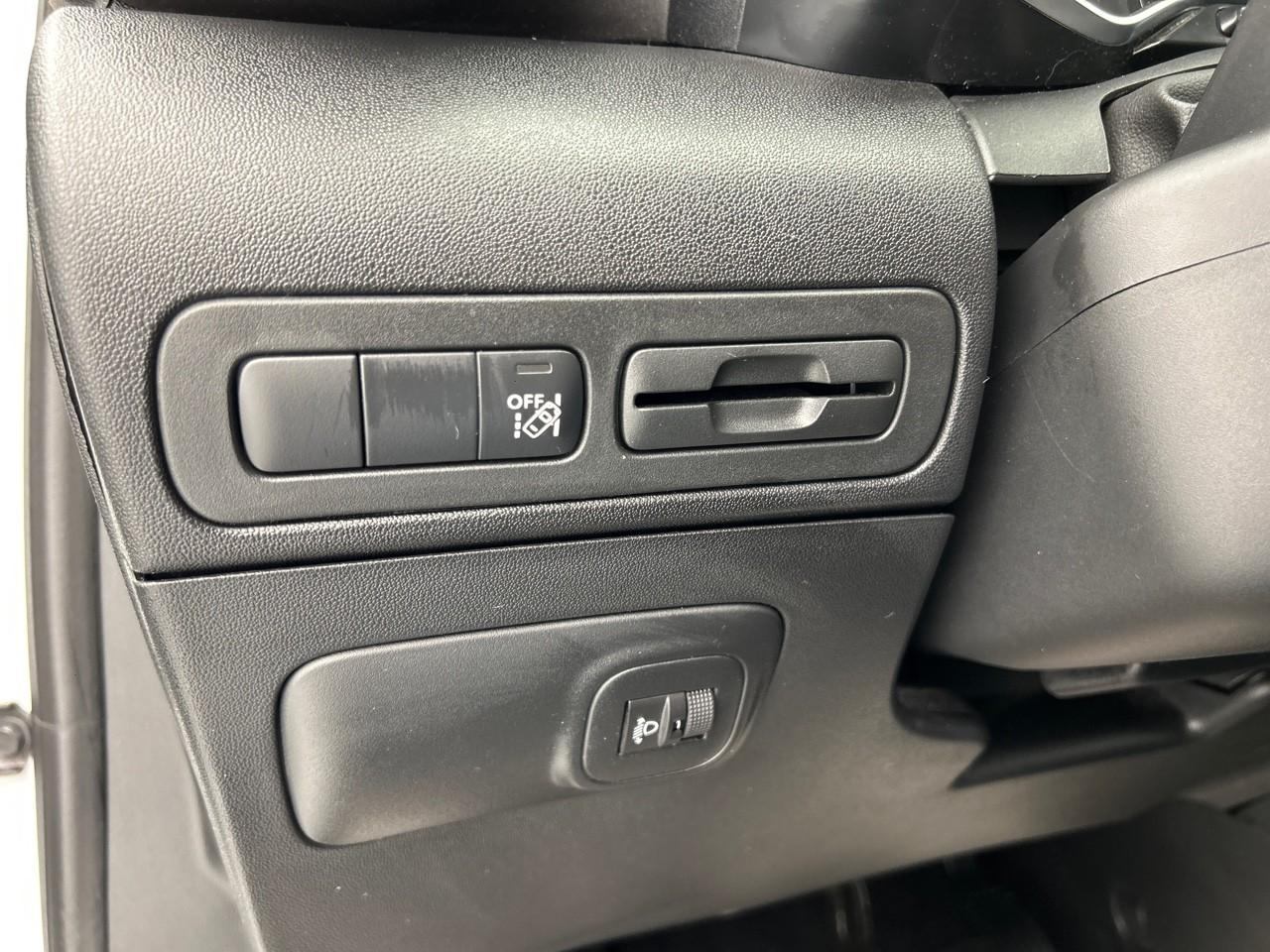 Citroën C3 Aircross puretech 130 s&s eat6 shine — photo 20