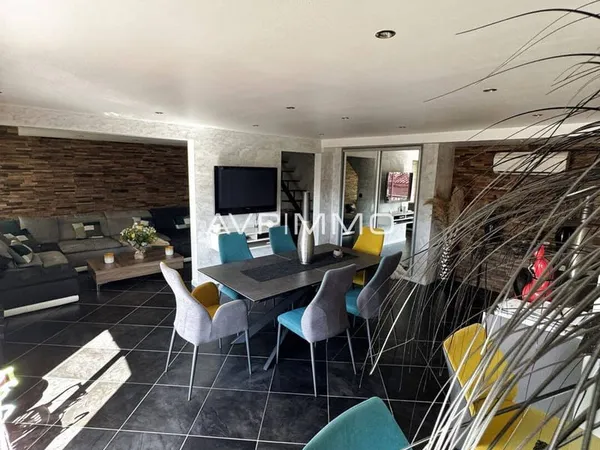 Appartement 5 pièces 148 m²