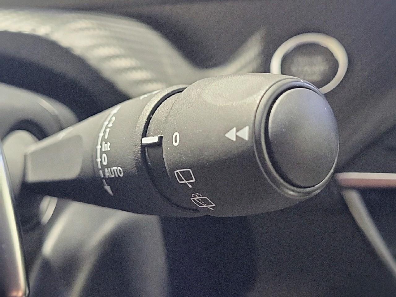Peugeot 2008 puretech 130 s&s eat8 allure — photo 20