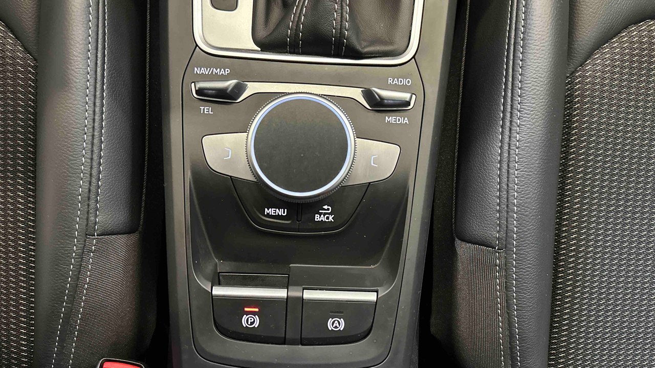 Audi Q2 35 TFSI 150 S tronic 7 — photo 22