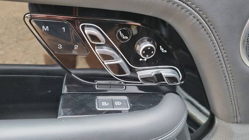 Land Rover Range Rover 3.0 D 350 AWD BVA8 - Autobiography – 2022 – 41578 km – Hybride diesel – Boîte Automatique — photo 51