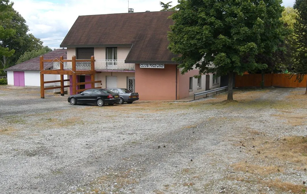Photo 2