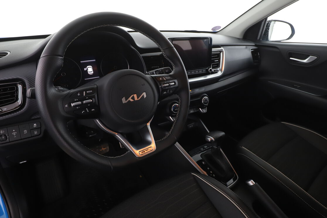 Kia Stonic 1.0 T-GDi MHEV GT Line DCT7 — photo 10