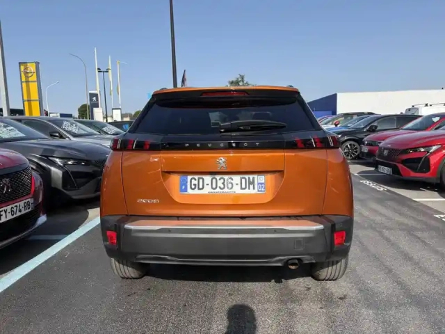 Peugeot 2008 puretech 100 s&amp;s bvm6 — photo 13