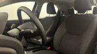 Toyota Yaris 116h Dynamic 5p MY22 — photo 12