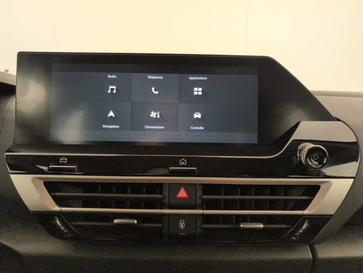 Citroën C4 — photo 18