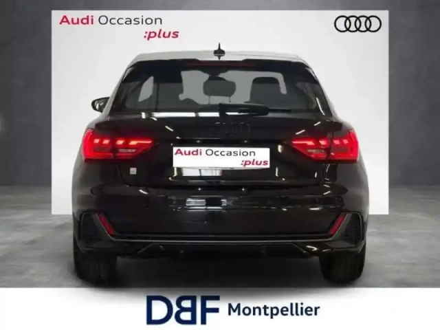 Audi A1 30 tfsi 110 ch s tronic 7 s line — photo 4