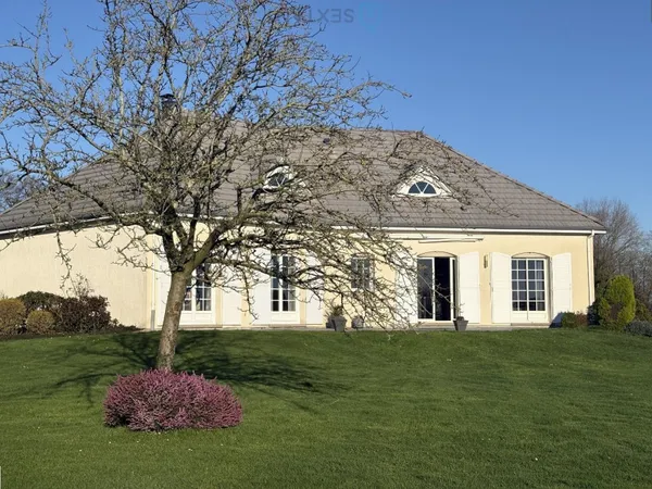 Maison 7 pièces 226 m²