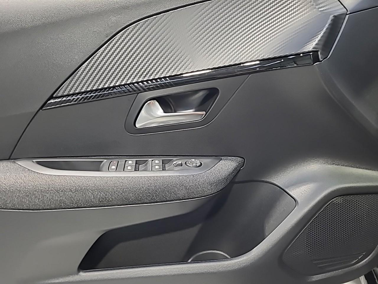 Peugeot 208 hybrid 110 ch e-dcs6 edition — photo 26