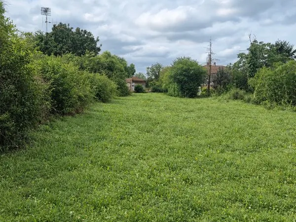 Terrain 1290 m² La Boixe