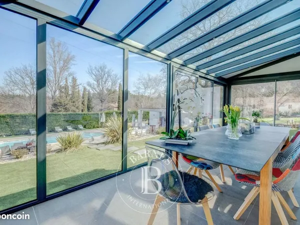 Villa 6 pièces 150 m²