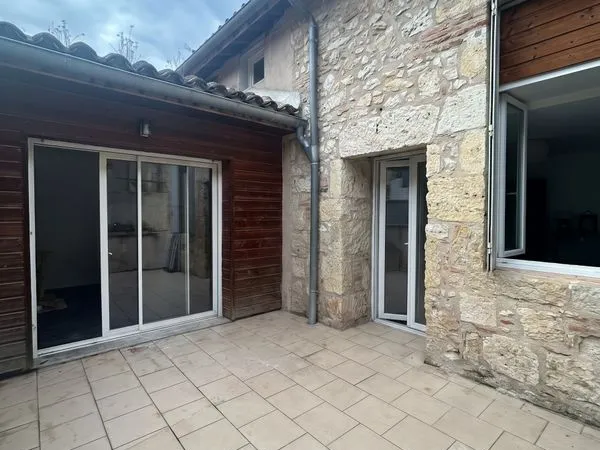 T3 avec terrasse - non meublé à louer