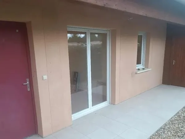 Maison T3 ETAULIERS - 40 m2 - 805 Euros TTC