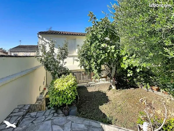 Maison de ville 1 pièce 96 m²