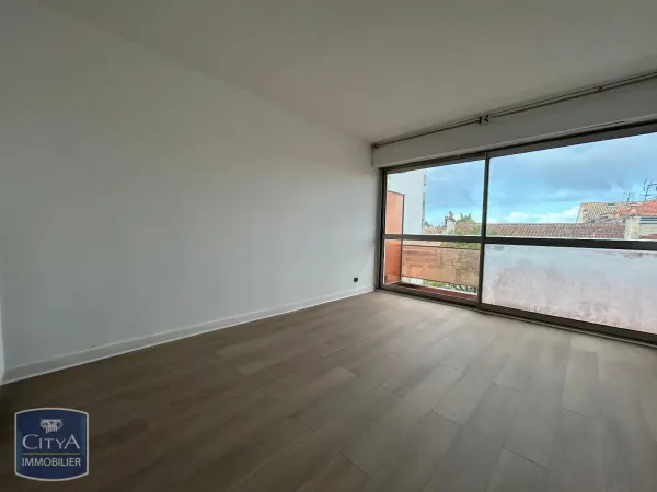 Studio 1 pièce 25 m²