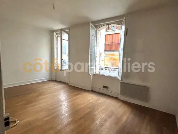 Studio 1 pièce 26 m²