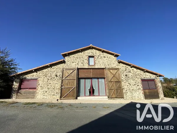 Maison 8 pièces 201 m²