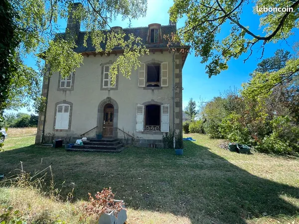 Maison 12 pièces 340 m²