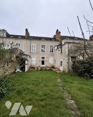 Maison 8 pièces 234 m²