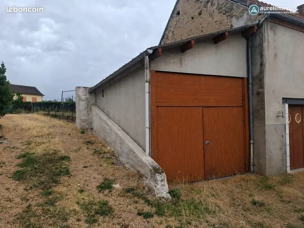 Parking/Garage/Box 94 m²