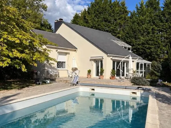 Grande Maison D'Architecte Avec Piscine