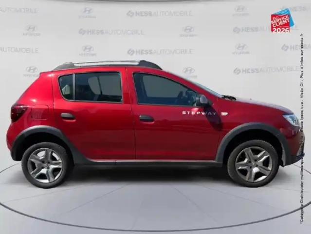 Dacia Sandero 1.0 tce 100ch stepway — photo 4
